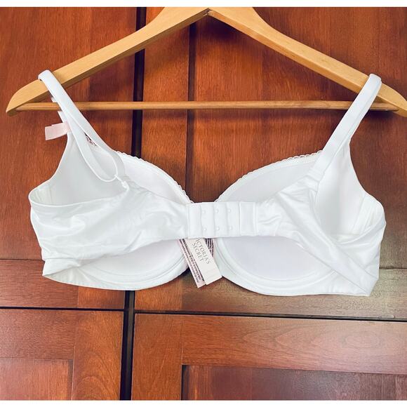 Victoria's Secret Bra Body by Victoria Lightly Lined Demi White Size 36D NEW - Picture 3 of 7
